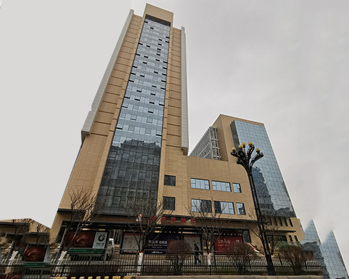 青海建設(shè)科技大廈三陽大酒店(四星級，21000m2，海湖新區(qū)地標(biāo)建筑)